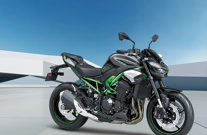 Harga Kawasaki Z900 SE 2026 Tembus Rp 248,5 Juta