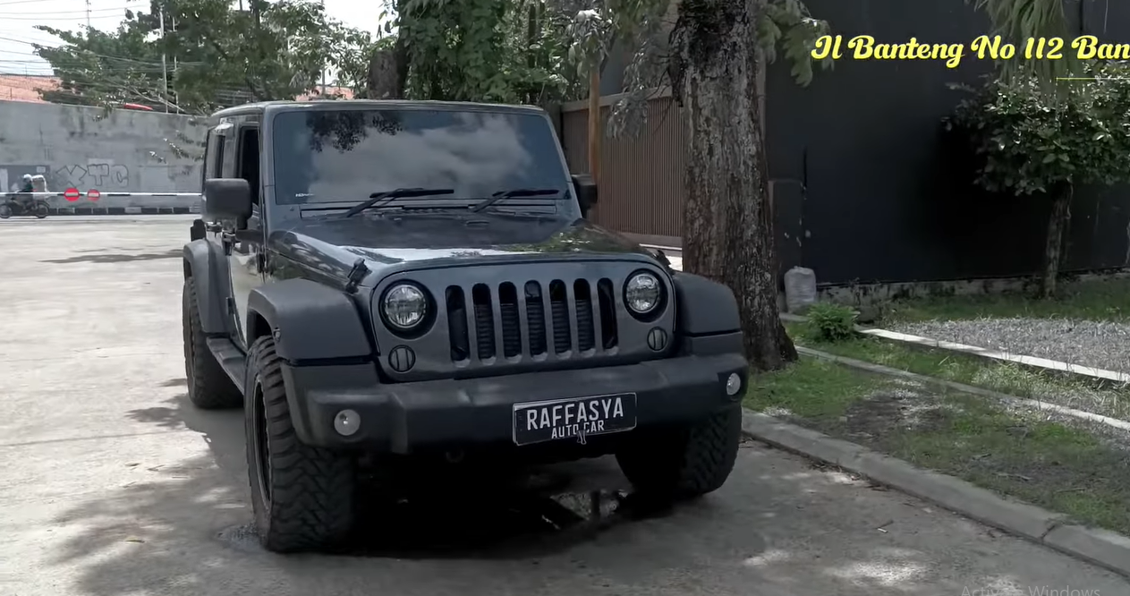 Jeep Wrangler Rubicon 2.8 4x4 Bekas dengan Harga Murah, Cek Disini!