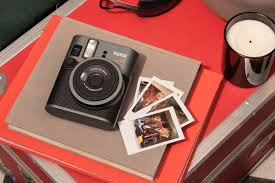 Kamera Analog Fujifilm Instax Mini 41 Hadir di Indonesia, Gaya Retro Berfitur Modern