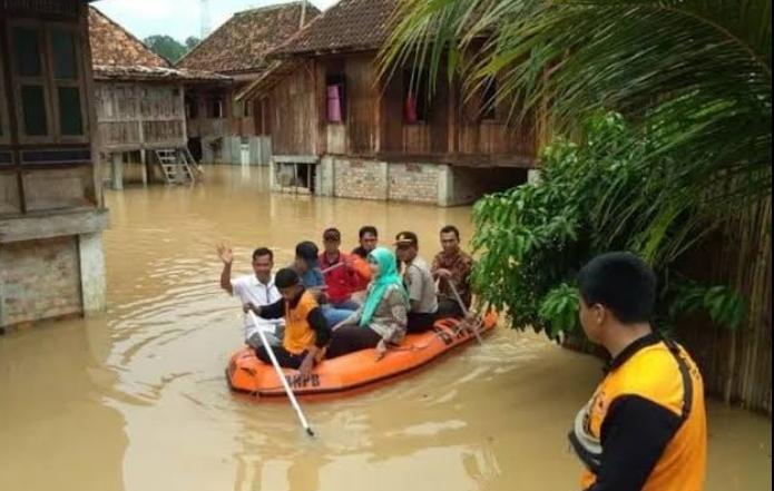 Tips Menjaga Kesehatan Selama Banjir Buatmu dan Keluarga