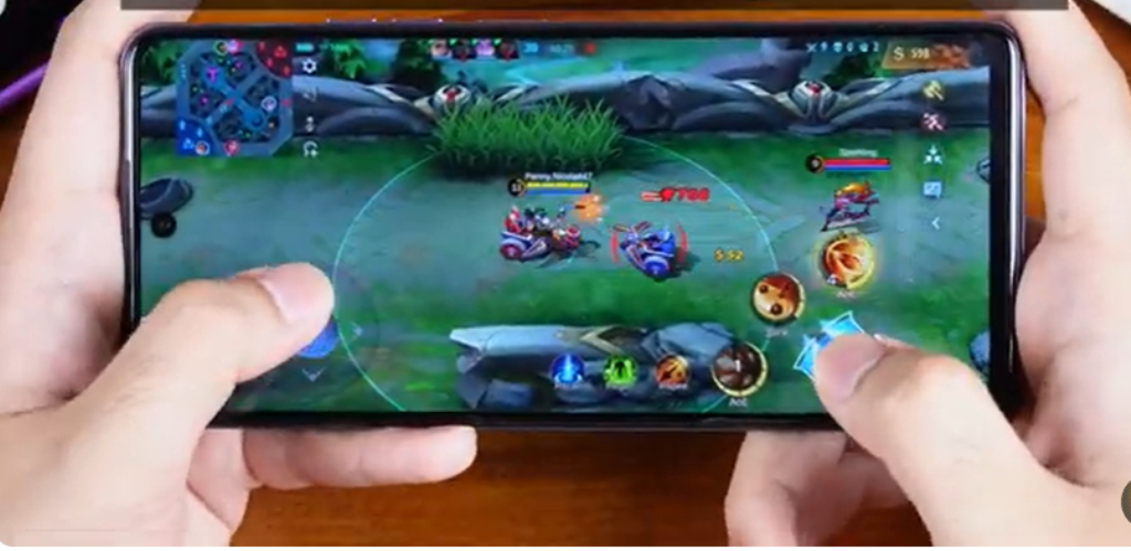 GAMING TEST HP Tecno Spark 10 Pro Indonesia, Spesialis SOSMED Bisa Diajak GAMING Juga?!