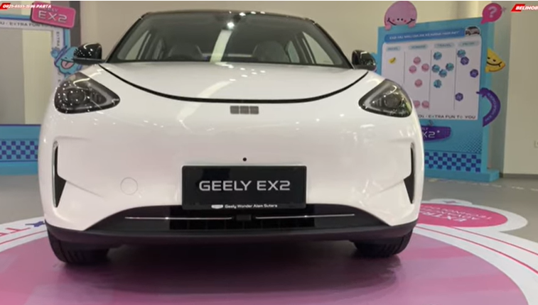  Komparasi Mobil Listrik Perkotaan: Geely EX2 vs BYD Atto 1