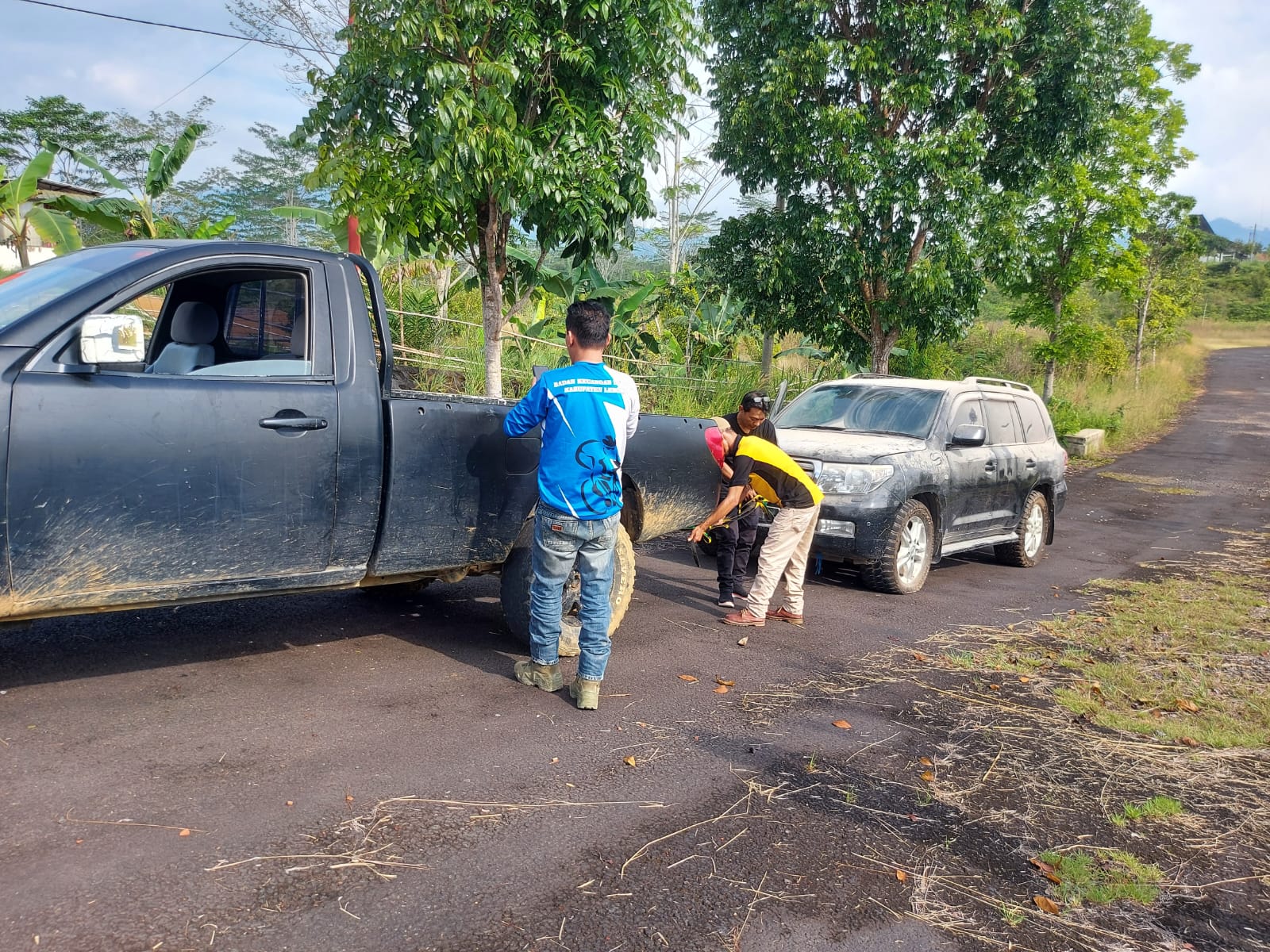 Habis Kesabaran, 18 Mobnas Ditarik Paksa 