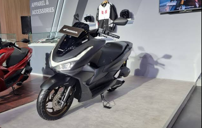 New Honda PCX160 Jadi Idola Konsumen IIMS 2025