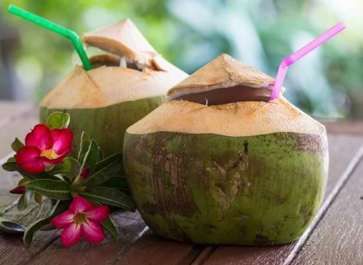 3 Khasiat Minum Air Kelapa, Baik untuk Penderita Diabetes