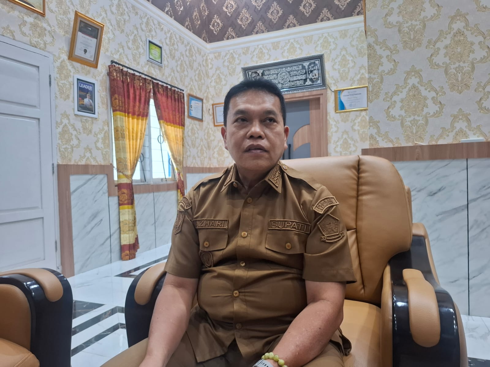 Bupati Azhari Minta Kepala OPD Buktikan Kinerja, Program 2026 Harus Tuntas