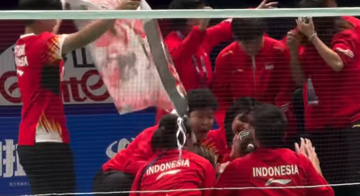 Semua MENANGIS Terharu! Jorji Ester Komang Menyala Bawa Indonesia Kalahkan Korea di Uber Cup 2024