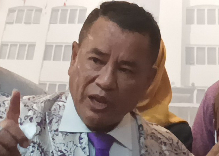 Hotman Paris Undur Diri dari Tim Kuasa Hukum Febrie Adriansyah