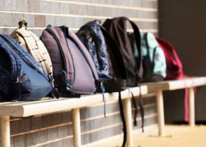 Tips Hilangkan Bau Apek di Tas Sekolah dengan Bahan Alami