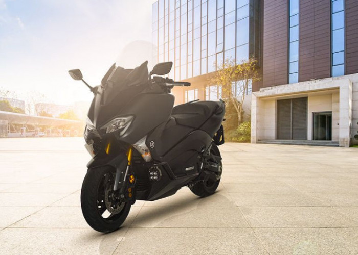 Yamaha TMAX 560 Black Max Edition, Hitam Dominan