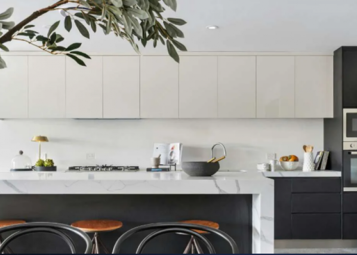 6 Cara Membuat Meja Dapur Kusam Kembali Segar Tanpa Renovasi Besar