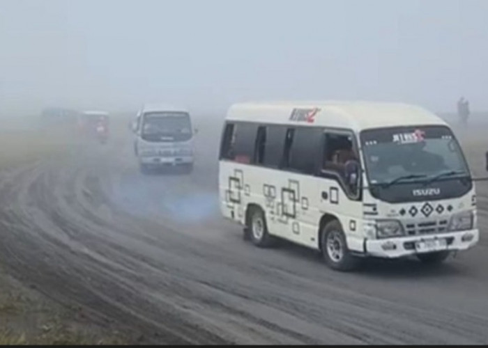 VIRAL! Rombongan Elf SMK Tangsel Terobos Lautan Pasir Bromo, Agen Travel Minta Maaf