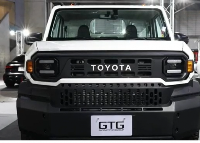 Toyota Hilux Champ: Game Changer Truk Pickup Kompak dengan Kapabilitas Kerja Nyata