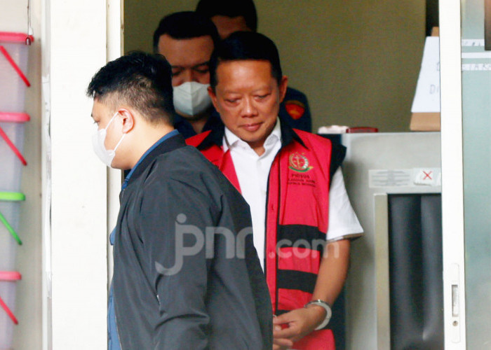 Kejagung Didesak Telusuri Tuntas Aliran Dana TPPU Febrie Adriansyah