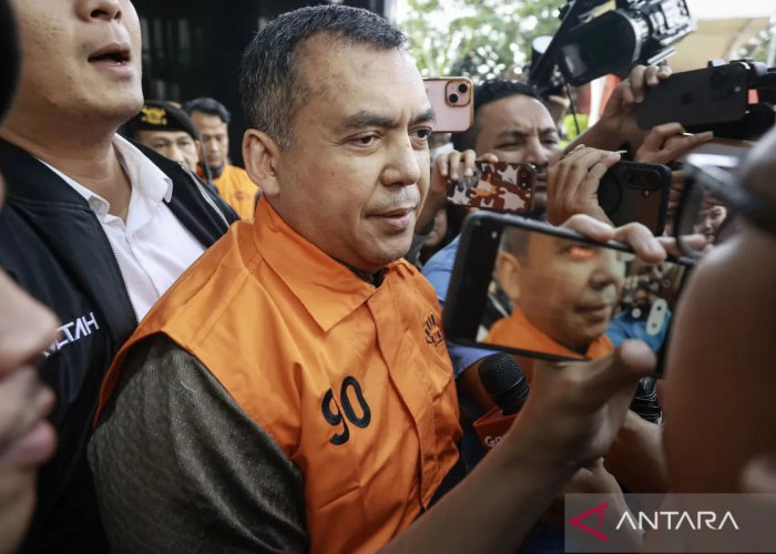 Resmi Ditahan KPK, Wamen Imipas Silmy Karim dan 7 ASN Kenakan Rompi Oranye