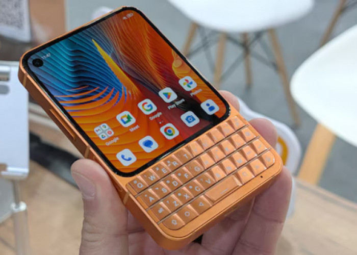 Titan 2 Elite: Android 16 Dengan Keyboard QWERTY Fisik