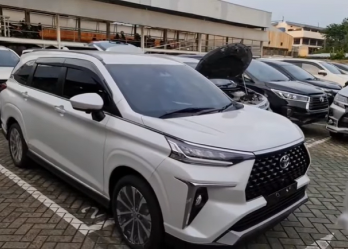 Toyota Veloz Hybrid 2026 – MPV Keluarga Super Irit dengan Rasa Premium