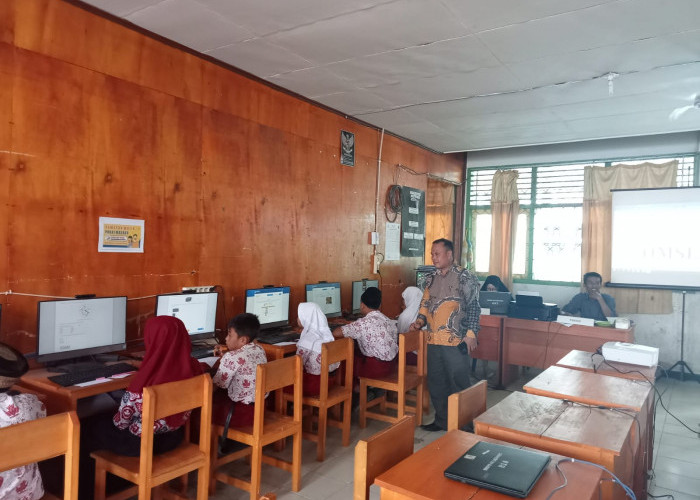 Ratusan Pelajar SD Lebong Selatan 'Numpang' ANBK di SMP 6 Lebong