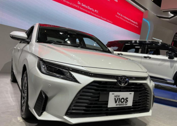 Toyota Vios Hybrid Meluncur, Tantang Pasar Sedan Kecil