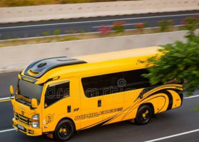 Fitur Modern Isuzu Minibus 2026 Shine Yellow