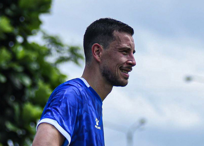 Persib vs Persija: Duel Krusial Penentu Gelar Juara di Pekan ke-32