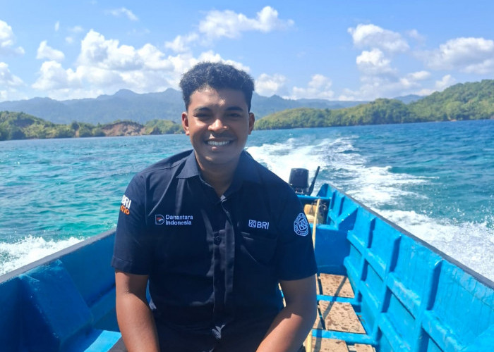 Menembus Ombak, Mantri BRI Hadirkan Layanan Perbankan di Kepulauan Maluku Utara