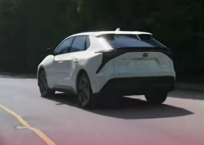 Toyota bZ 2026 XLE dan Limited: Spesifikasi, Jarak Tempuh, Harga, dan Perbedaan Fitur