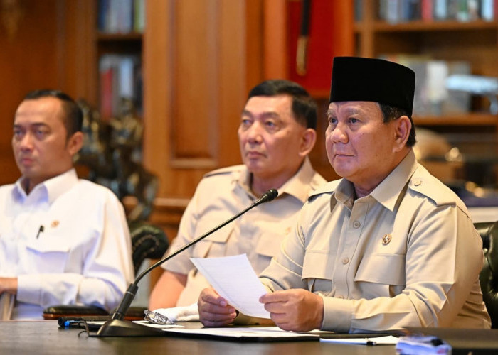 Targetkan Transisi Energi, Prabowo Minta Program PLTS 100 Giga Segera Dievaluasi dan Diakselerasi