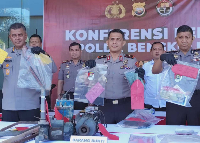 Gelar Rilis Perdana, Brigjen Pol. Yudhi Pamerkan Puluhan Barang Bukti dan Uang Rp55 Juta Hasil Ungkap Kasus 3C