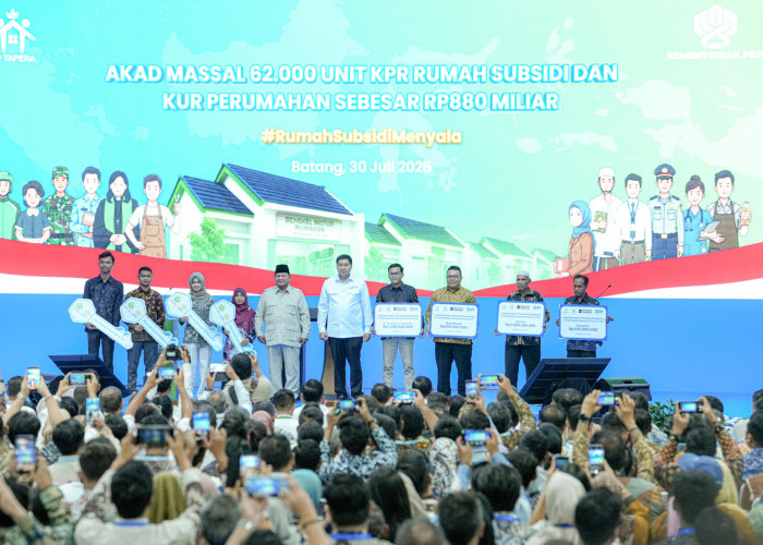 Presiden Prabowo Pimpin Akad Massal 62 Ribu Debitur KPR FLPP melalui Pembiayaan Perumahan dari BRI 