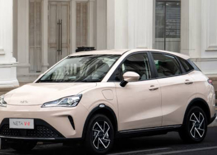 Neta V-II dan X Jadi Armada Taksi Luxury Trans
