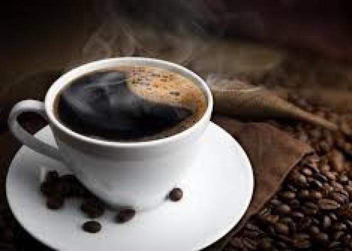    3 Bahaya Minum Kopi Saat Sedang Haid