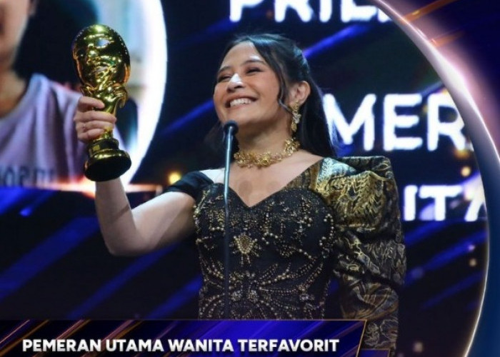 Prilly Latuconsina Borong Piala di Indonesian Movie Awards 2023, Ini Daftar Lengkap Pemenangnya!