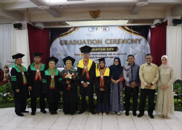 Wisuda Angkatan ke-25 “Aetherion”: Cetak Generasi Unggul, Siap Berkontribusi untuk Bangsa