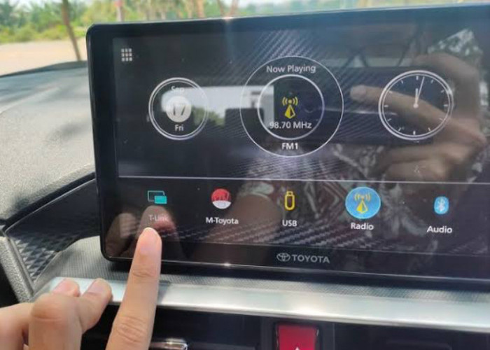 Cara Menggunakan Fitur T-Link di Toyota Raize untuk Mirroring Smartphone