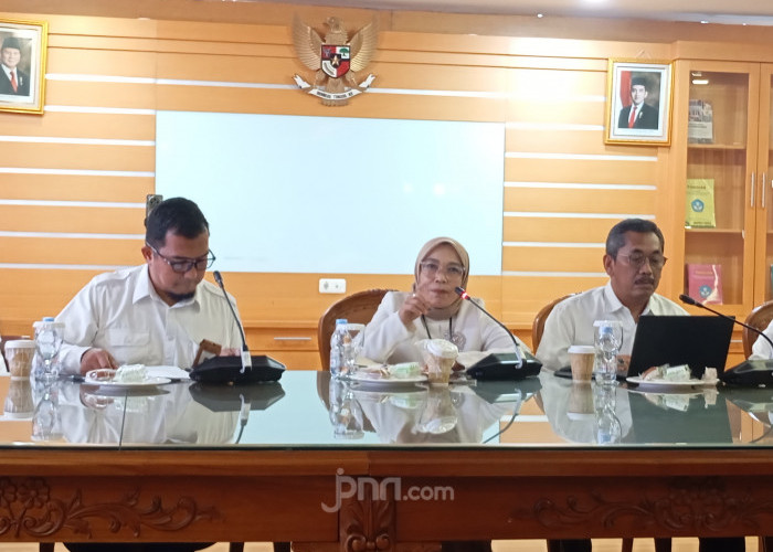 Kemendikdasmen Pastikan 237 Ribu Guru Honorer Berpeluang Jadi ASN Tahun Depan