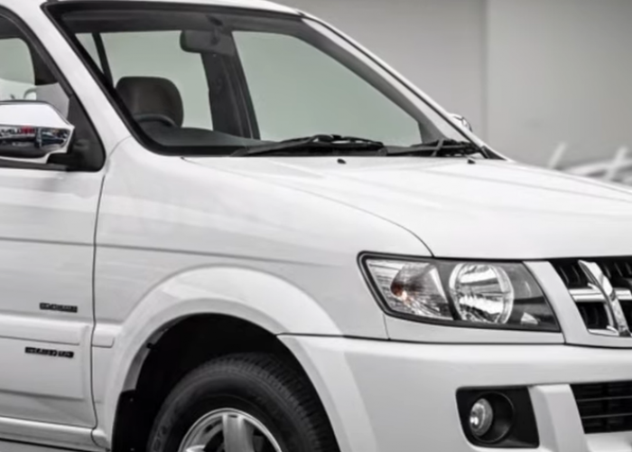 Estimasi Cicilan Isuzu Panther 2026 Semua Varian