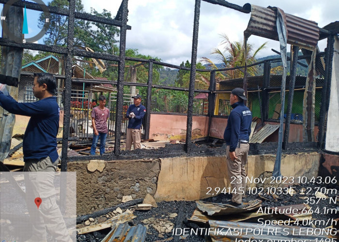 Tragis! Dugaan Kebakaran Disengaja di Kantor Desa Sebelat Ulu Lebong : 15 Saksi Diperiksa