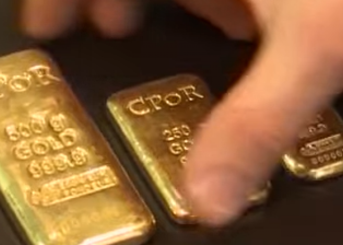 Harga Emas Hari Ini: Emas Dunia Anjlok, Emas Antam Turun Rp43 Ribu per Gram