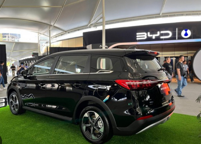 BYD M6 DM Punya Jarak Tempuh 1.000 Km, PHEV MPV