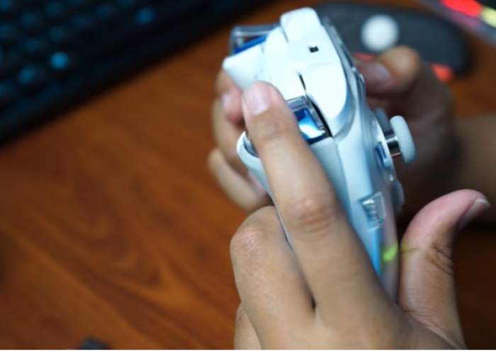Review Singkat Flydigi Apex 5 – Controller “Overpower” Buat Gamer Serius