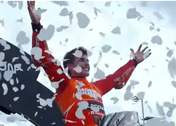 Mario Aji Crash! Red Flag Dua Kali, Manu Gonzalez Juara Moto2 Race MotoGP™ Thailand