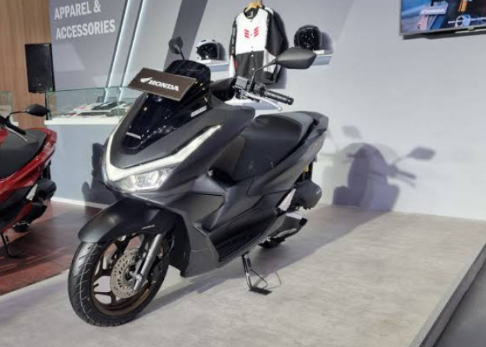 New Honda PCX160 Jadi Idola Konsumen IIMS 2025
