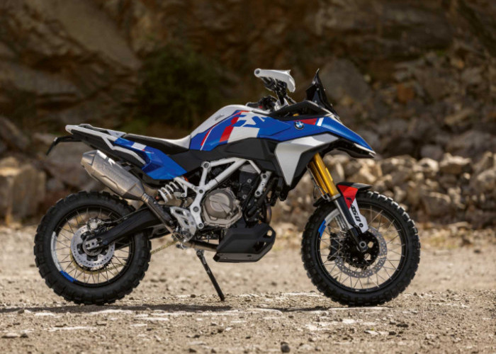 BMW F 450 RR: Motor Sport Fairing 420 cc dengan Tenaga 48 dk