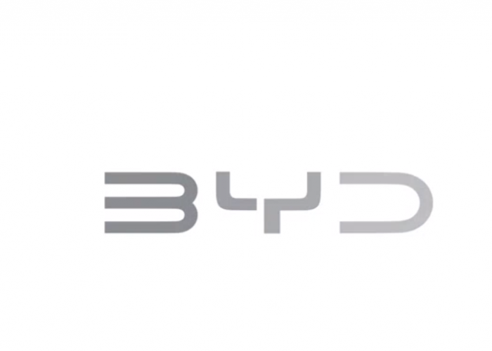 BYD Dolphin Premium vs BYD e2 vs BYD Seal: Mana yang Cocok untuk Anda?