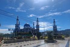 Sholat Idul Adha Dipusatkan di Masjid Agung, Pemkab Lebong Potong 13 Sapi Kurban