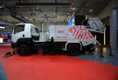 Isuzu Pamer GIGA FVR Road Sweeper, Solusi Kendaraan Kebersihan Jalan di GIIAS 2026