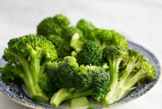 7 Sayuran yang Bikin Kenyang Lebih Lama dan Cocok untuk Diet Sehat