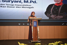 Kemendikdasmen Minta Pemda Tak Rumahkan Guru Honorer: Peran Mereka Sangat Penting!