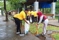 Dukung Program Nasional Indonesia ASRI, Polres Lebong Gelar Aksi Bersih-Bersih